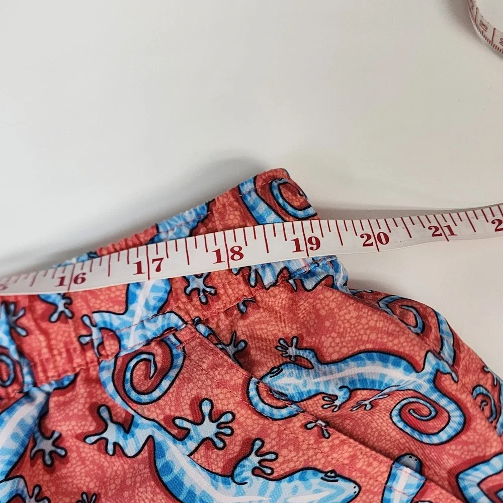 Vineyard Vines Chappy Swim Trunks Men's XXL Lizard Print Lined Drawstring